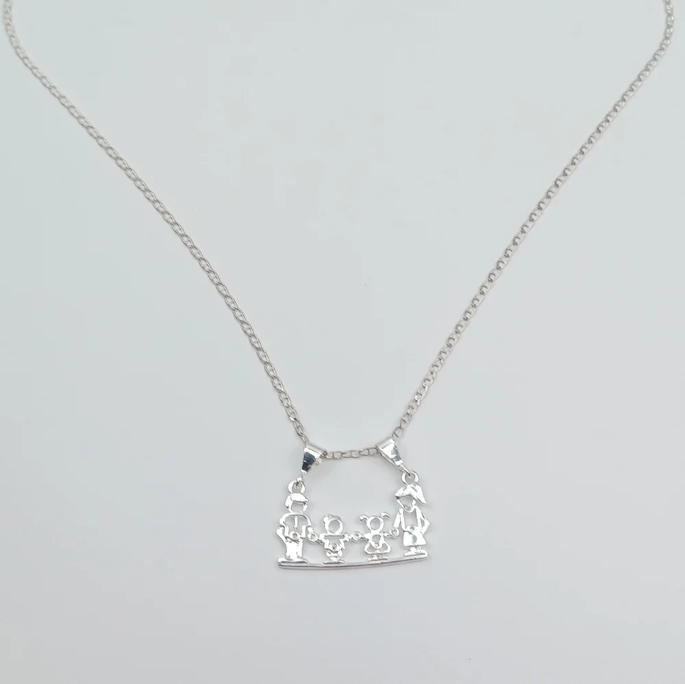 925 sterling silver Family‎ pendant necklace mom dad a boy and a girls